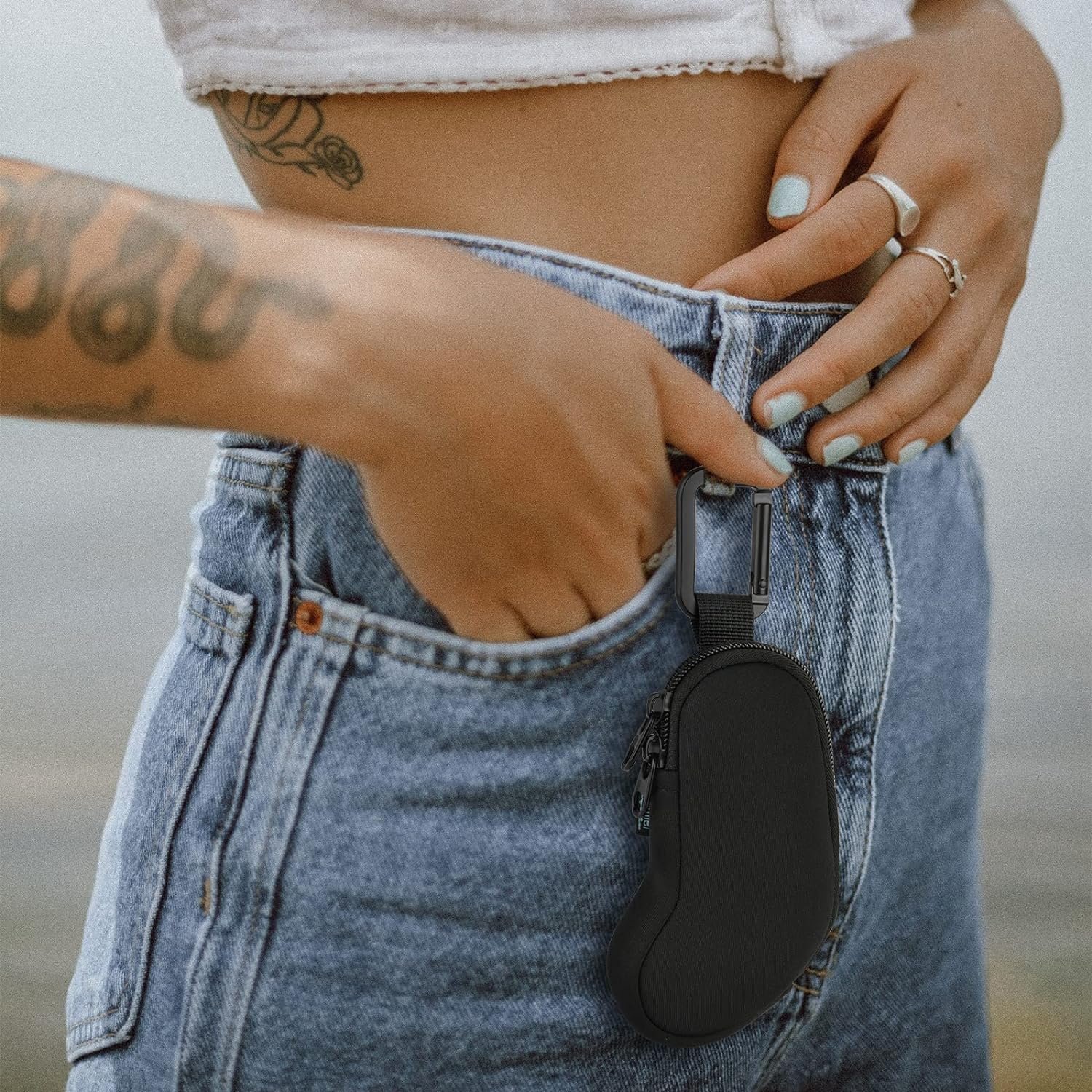 Beautyflier Asthma Inhaler Case Holder Travel Handy Mini Bag for Adults and Kids, Does Not Include Inhaler (Black)