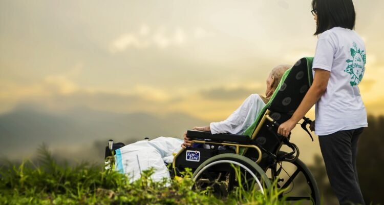 how-can-caregivers-support-the-respiratory-health-of-their-elderly-loved-ones